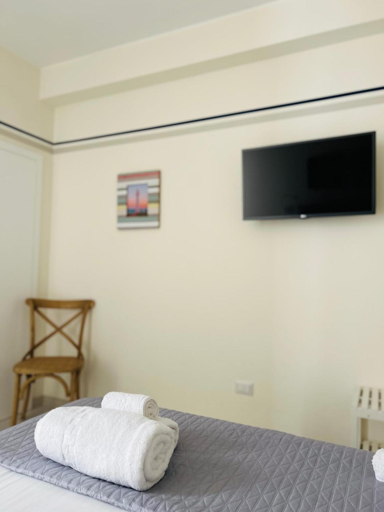 B&B Casa di Emma Porto Cesareo Bagian luar foto