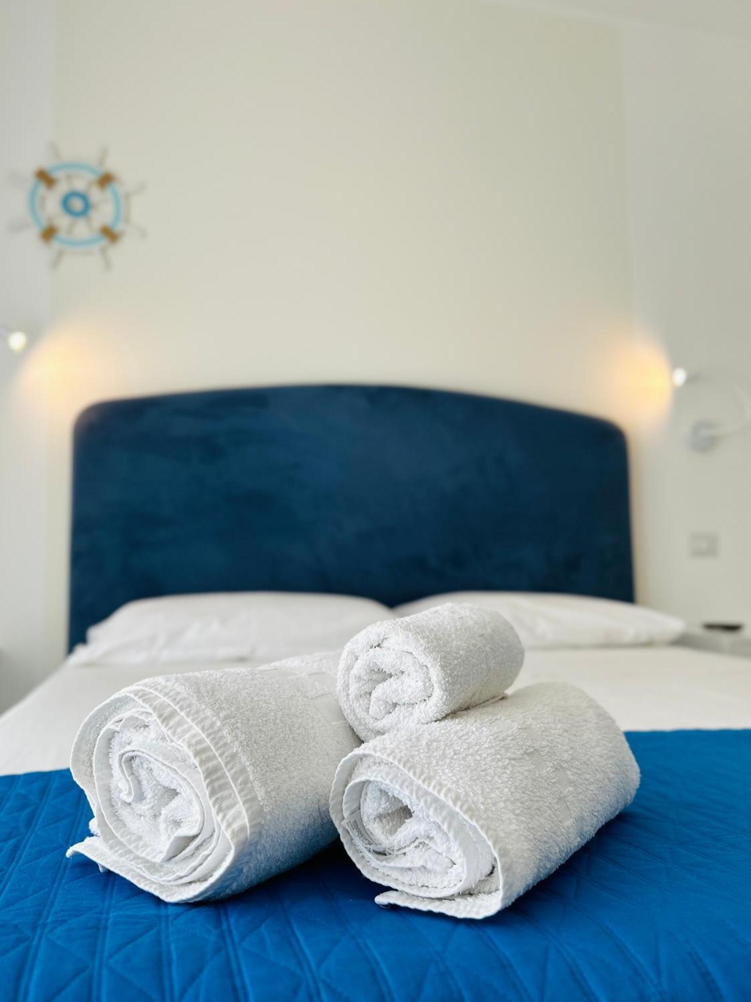 B&B Casa di Emma Porto Cesareo Bagian luar foto